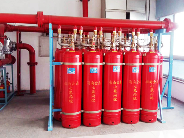 管網(wǎng)七氟丙烷滅火系統(tǒng)滅火優(yōu)點(diǎn)
