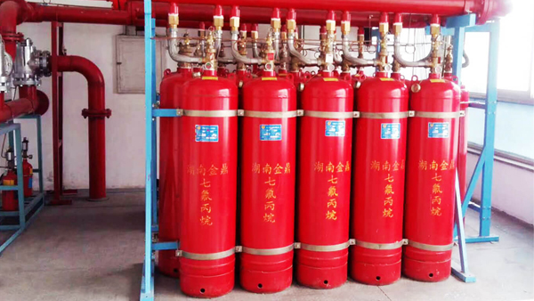 管網(wǎng)七氟丙烷滅火系統(tǒng)滅火優(yōu)點